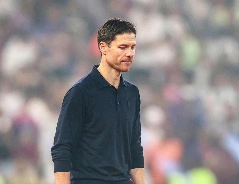 皇马会是下一个曼联？阿隆索重演穆里尼奥旧事，老佛爷这次站球员